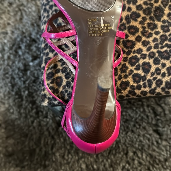 Lauren by Ralph Lauren Strappy pink high heeled sandals. - Picture 7 of 7